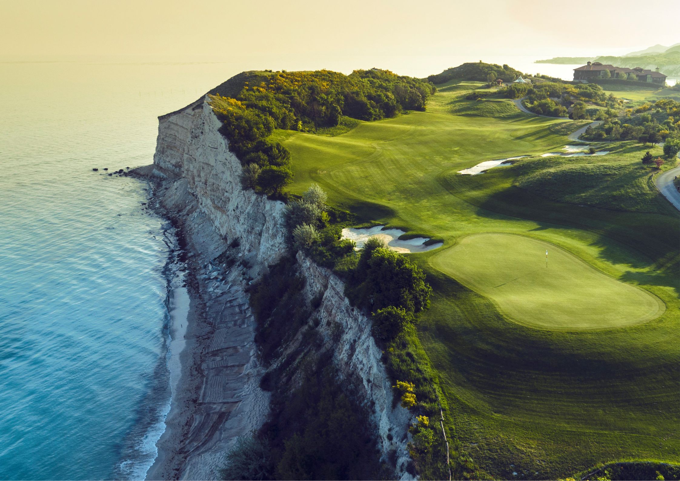 hotel 5 etoiles golfs I Thracian Cliffs Golf & Beach Resort golf